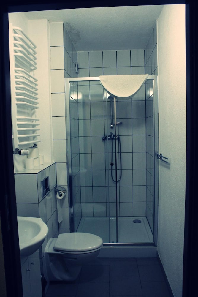 Photo 36