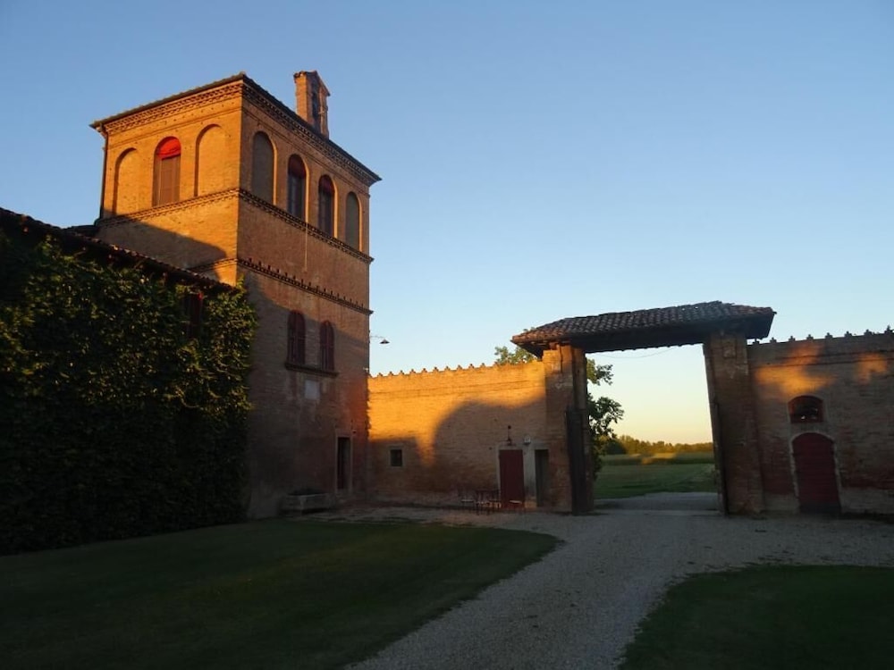 Photo 48
