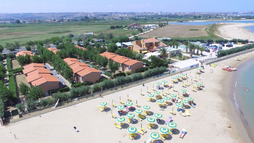 Diomedea Residence Village