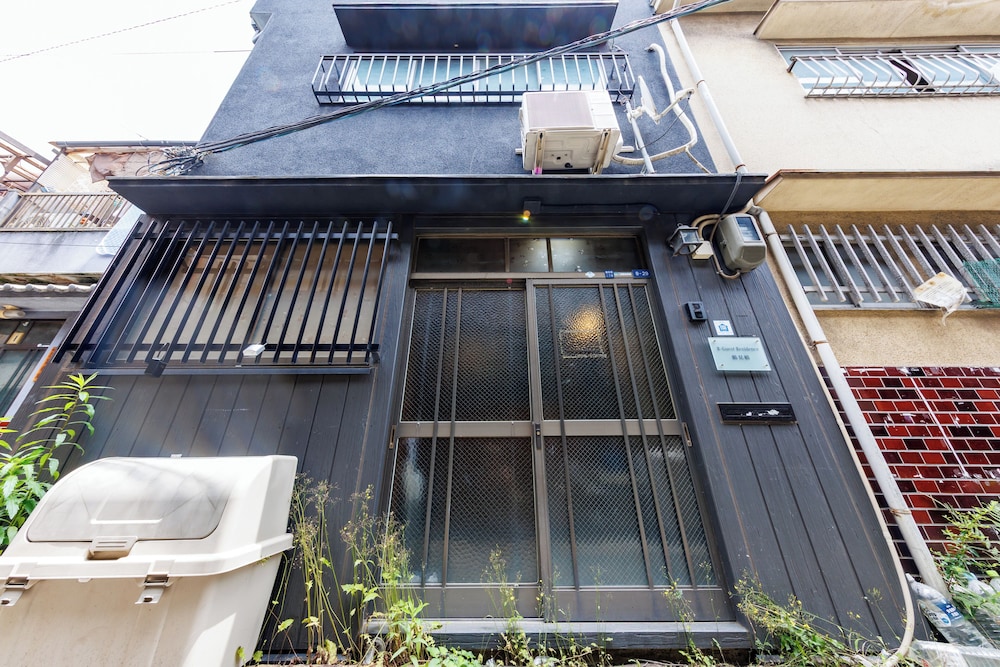 R-Guest Residence Tsurumibashi