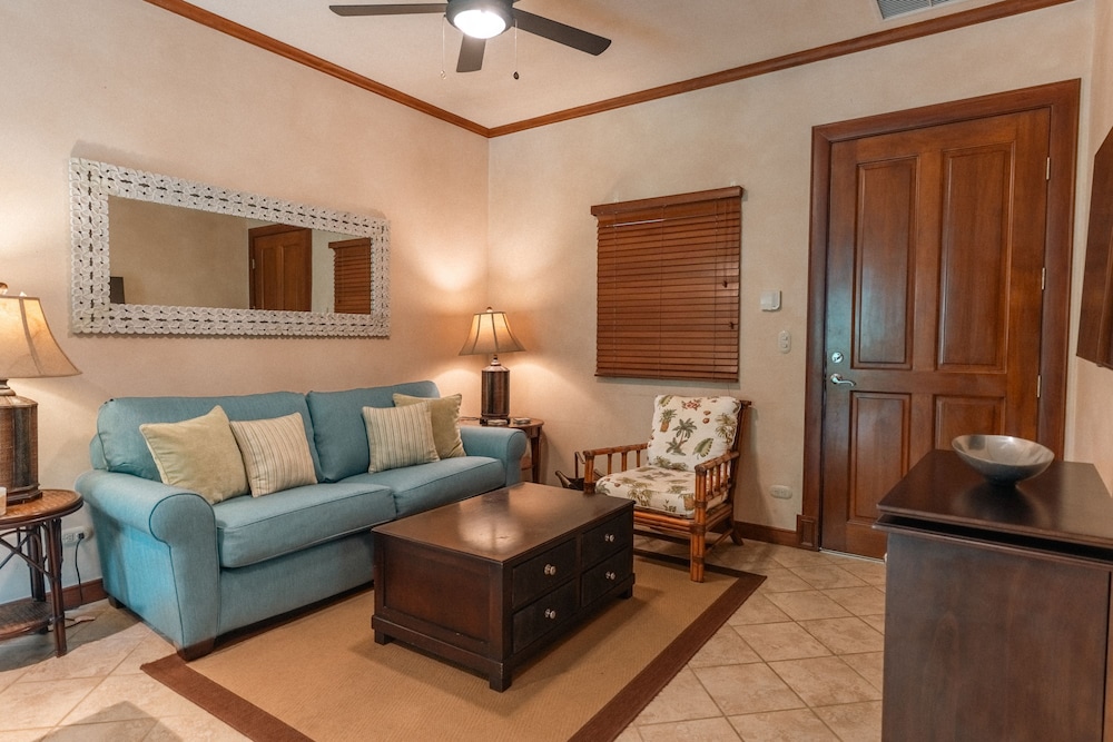 CR Luxury Veranda 3H 1 Bdrm