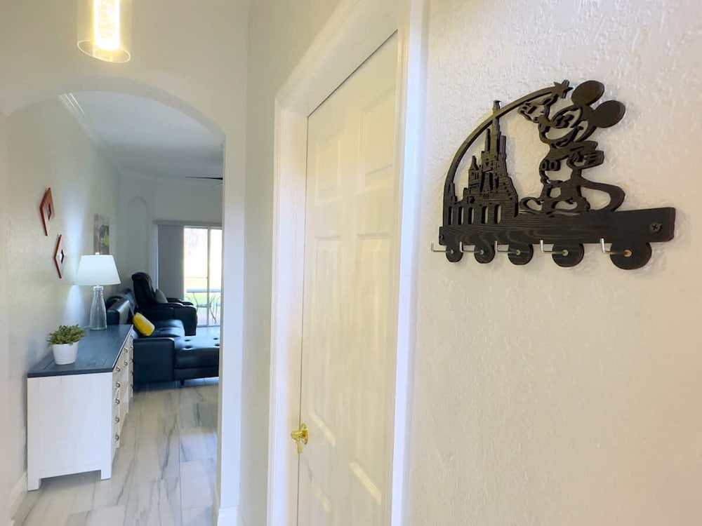 Modern 4BR Home in Regal Palms Resort Near Disney