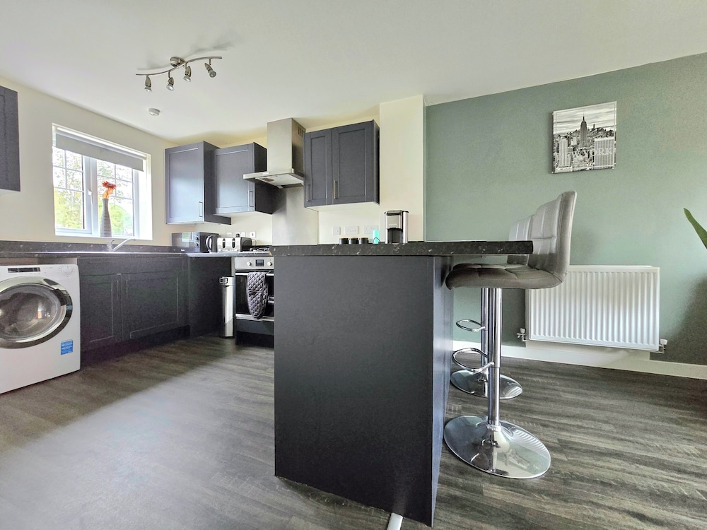 2 Bedroom Home-sleeps7,fast Wifi,near Altontowers
