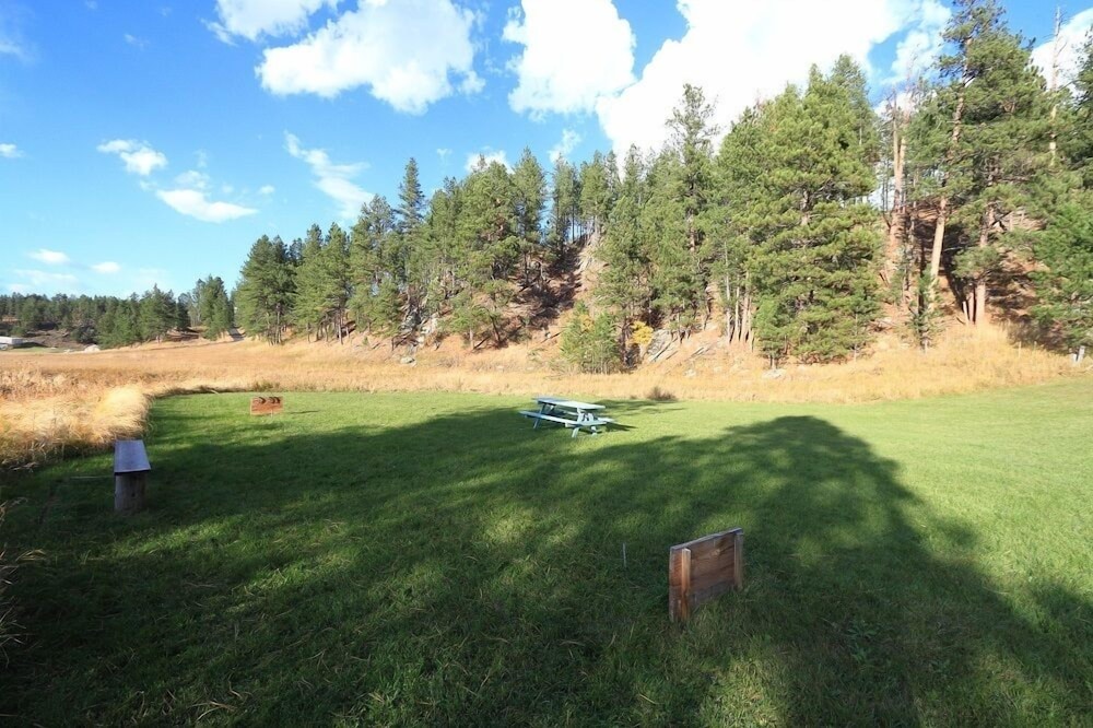 Black Elk Resort Cottages and RV Park