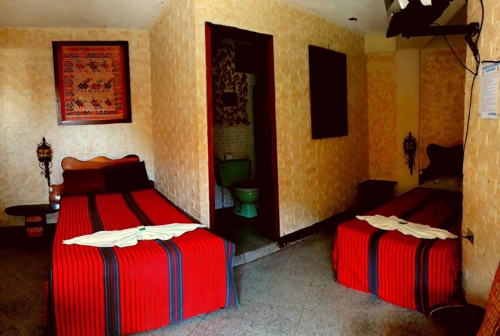 Panajachel Vacations - Hostal Abu - Hostel - Property Image 31