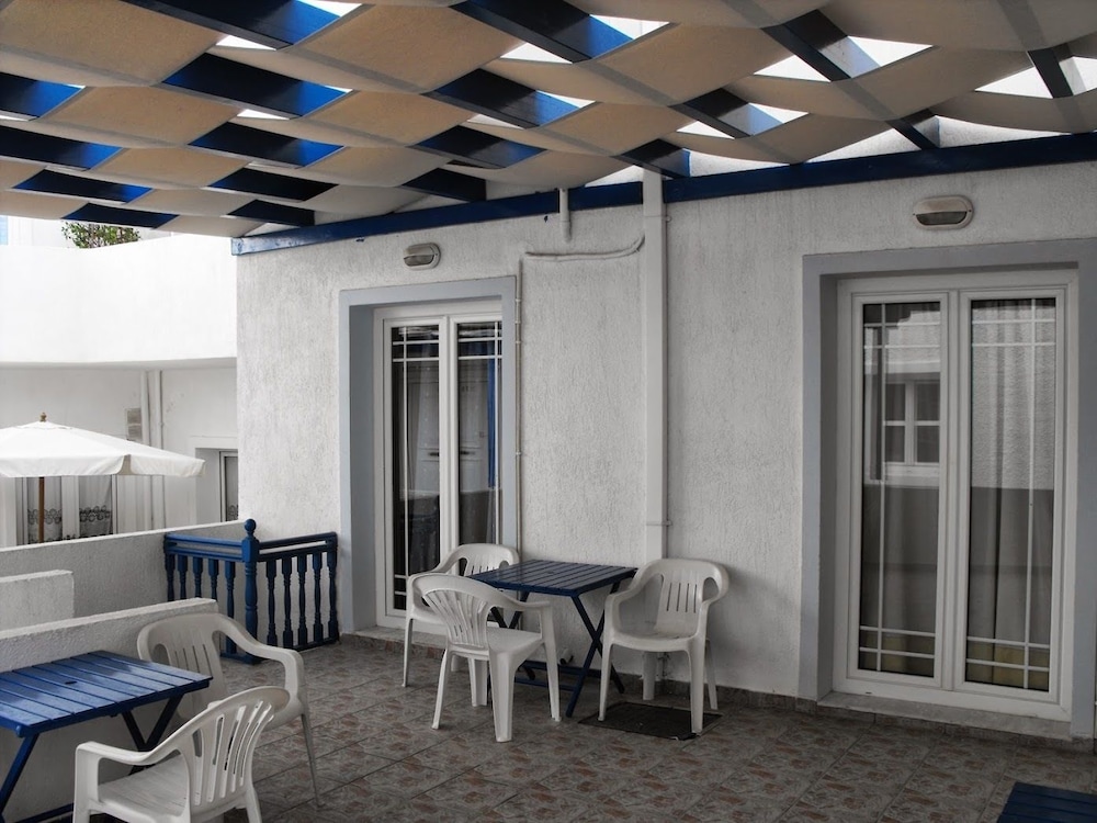 Anna Zisimos Rooms