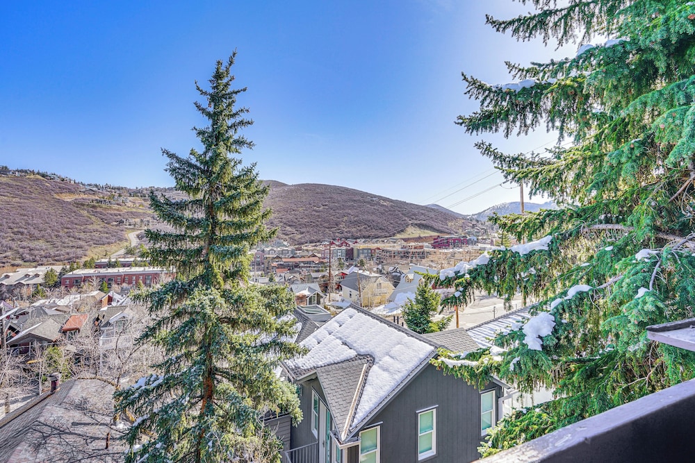 Walk to Old Town Park City: Unit w/ Shared Hot Tub