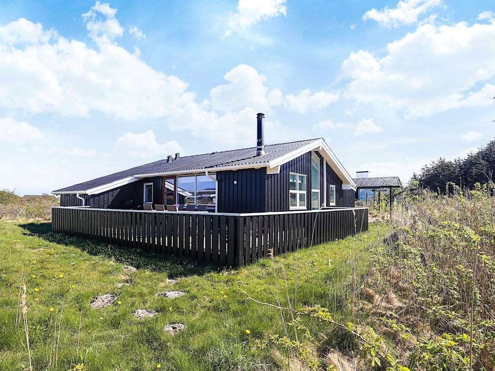 6 Person Holiday Home in Hjorring