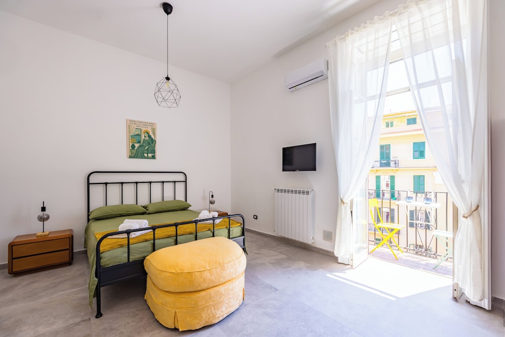 Holme Relais S. Lucia by Napoliapartments