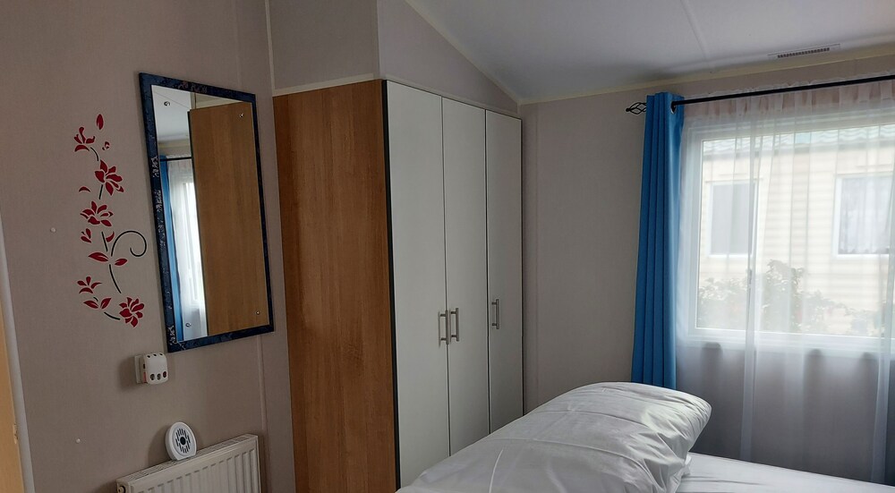 205 Holiday Resort Unity 6 Berth Pet Friendly view 2