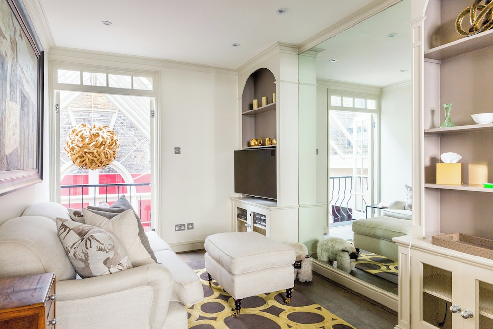 Kinnerton Street by Onefinestay