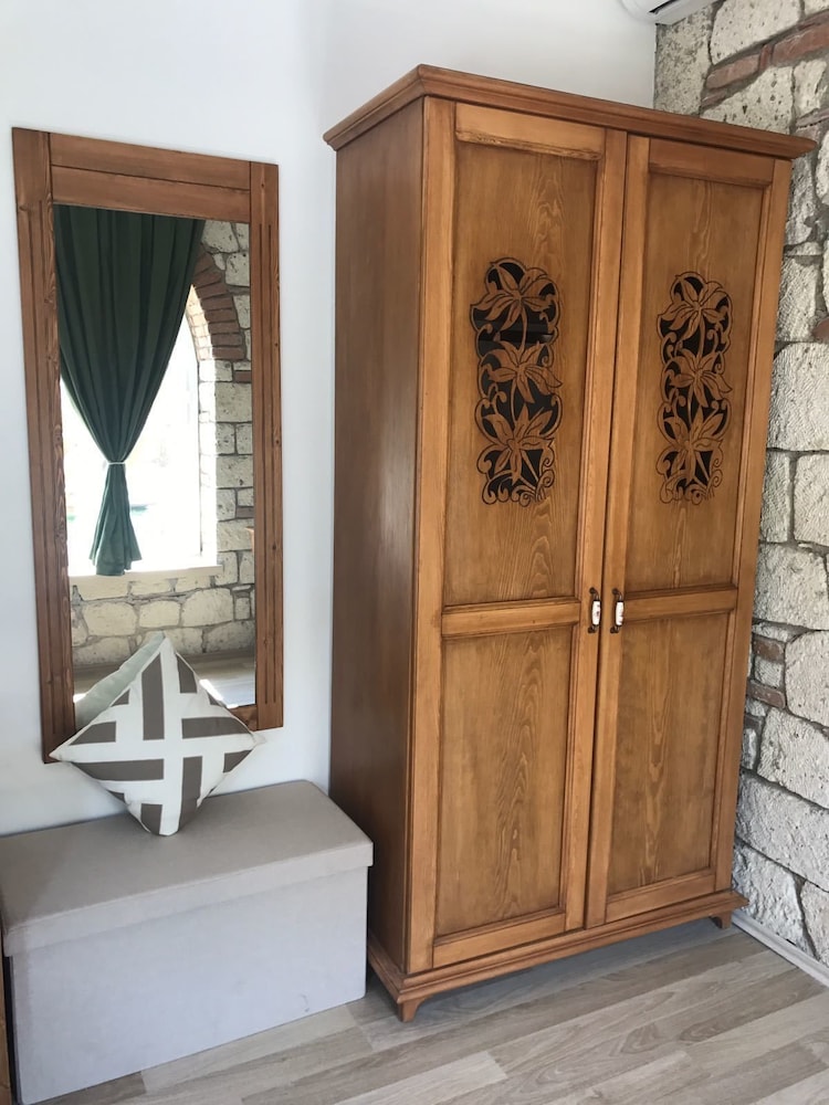 Kerme Ottoman Alacati - Image 16