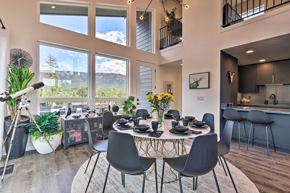 Payson Vacations - Upscale Pine Cabin w/ Fire Pit, Deck  Mtn Views! - Property Image 4