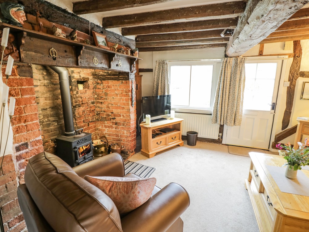 Apple Tree Cottage view 5