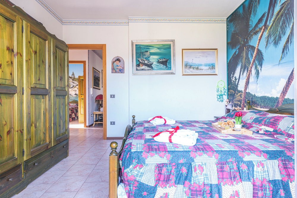 Residence 4 Colonne