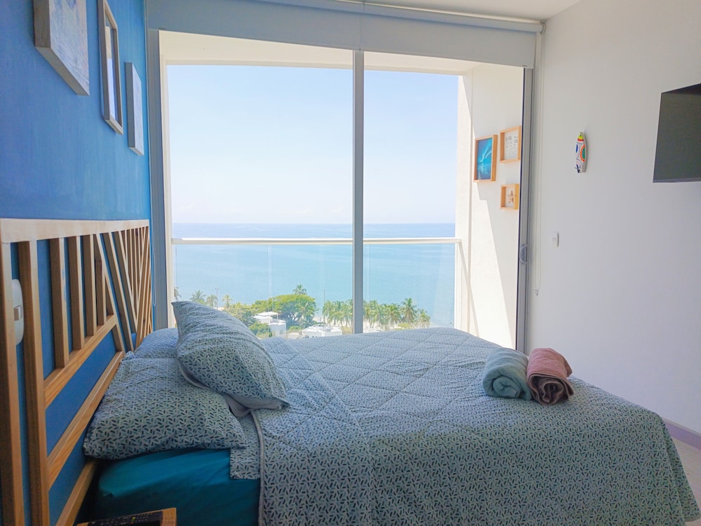 Apartasuites Sierra Beach - Vista al Mar