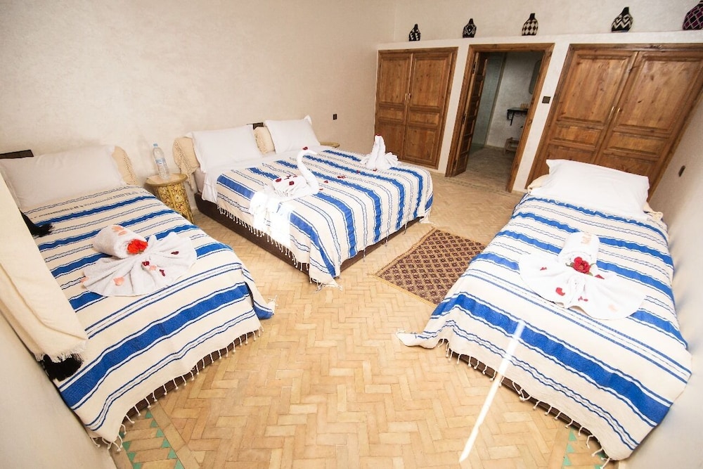 Maison Zomorroda
