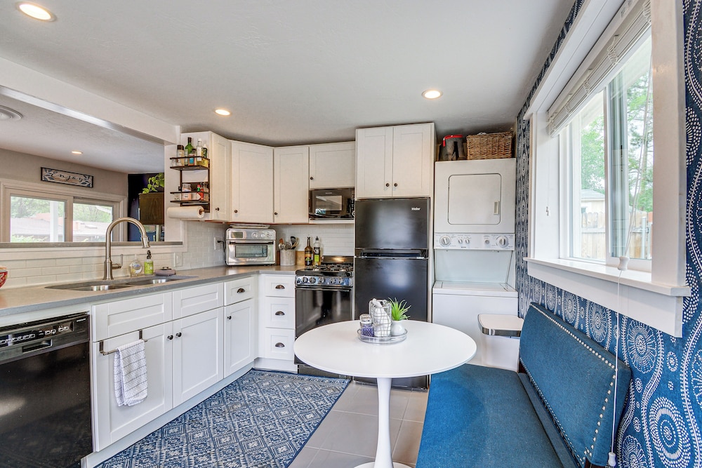 Half-mi to Dtwn: Updated Home in Prescott!