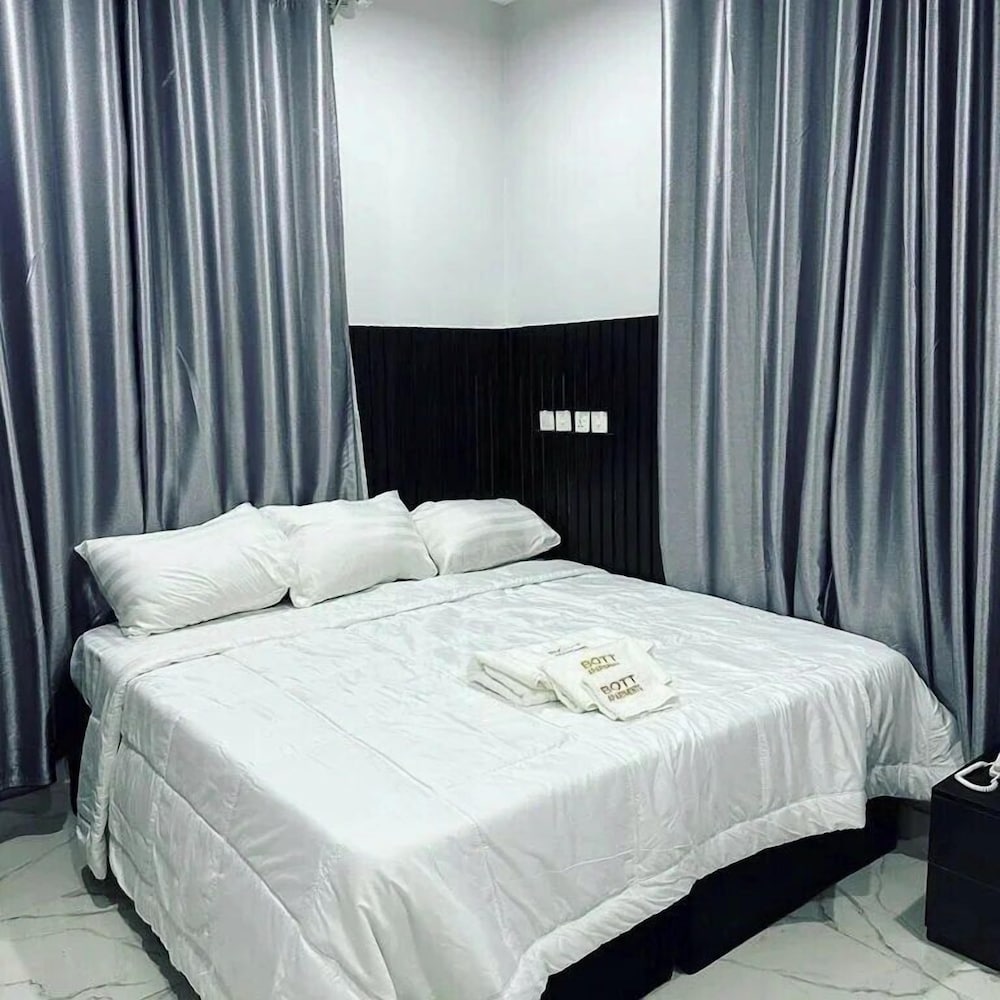 Bott Apartment