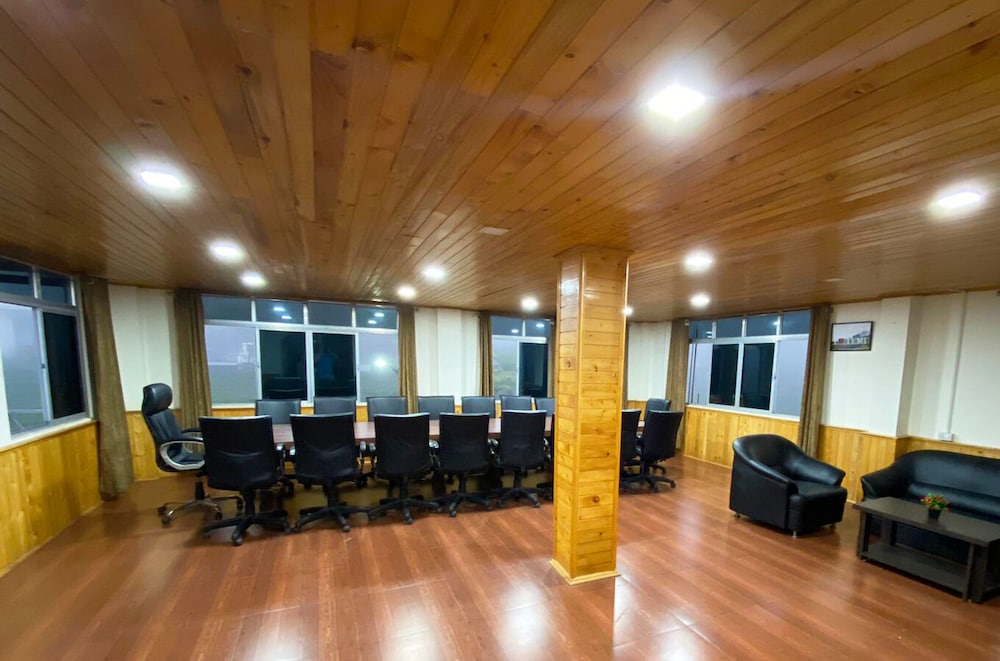 meeting & event spaces