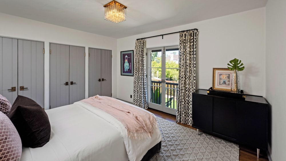 Howard Hughes Estate - Spanish Revival Gem w/ Pool, Wine Cellar & Guest House