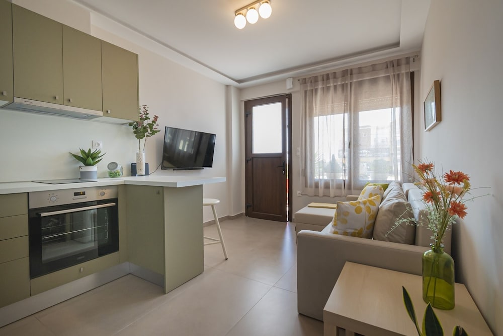 Amico Suites 1 by Rentals Pro - Nea Moudania