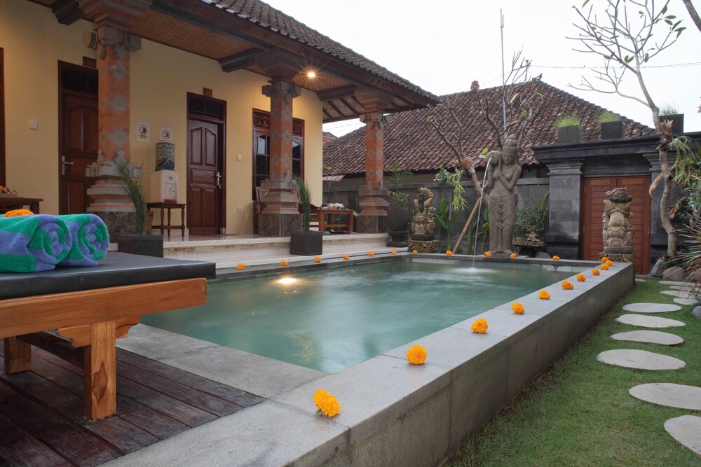 Suparsa's Home Stay