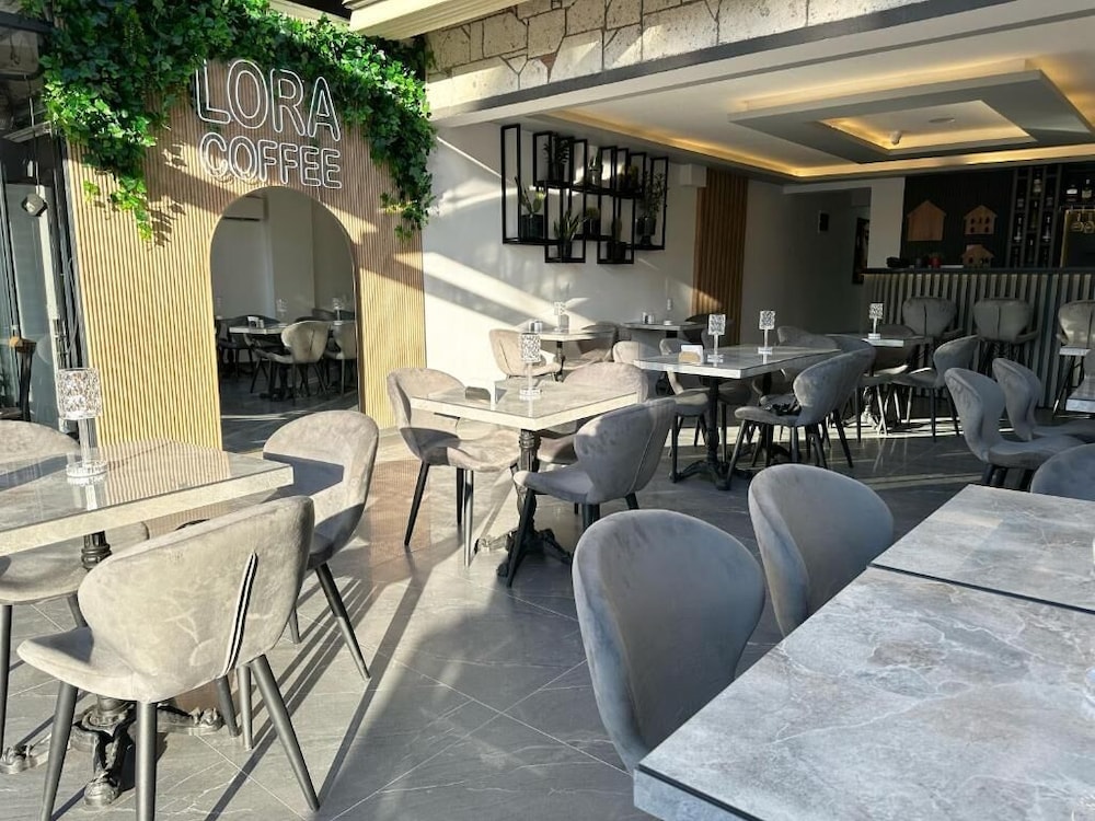 Marina Lora Butik Otel Sığacık