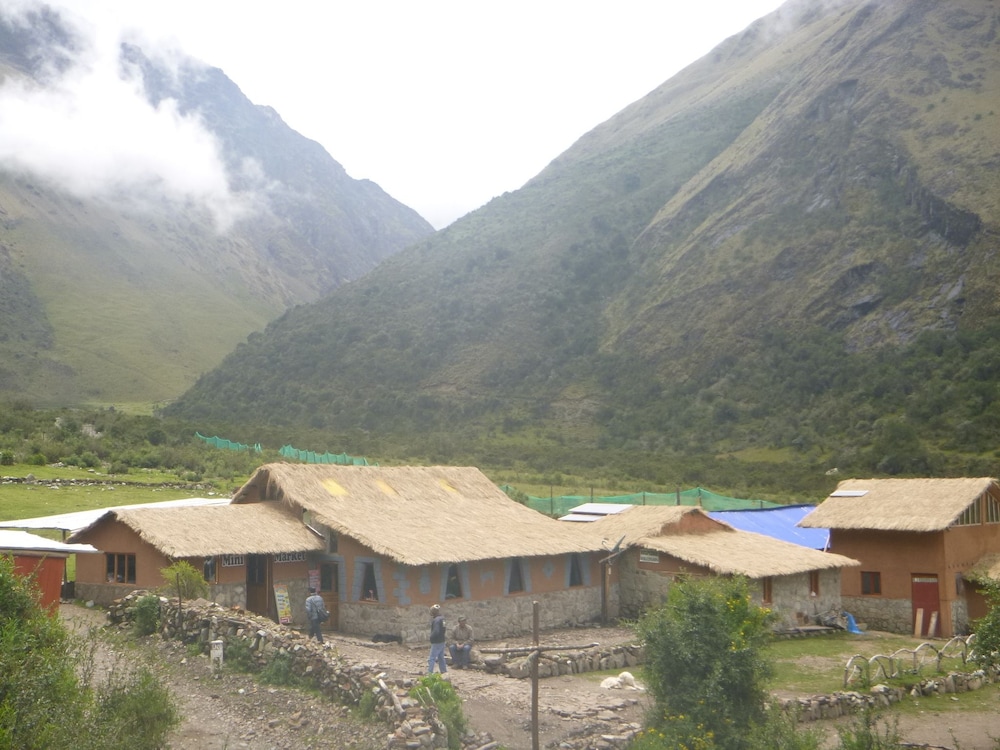 Salkantay Hostels