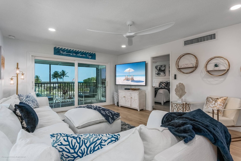 Beach Way With Ocean Views