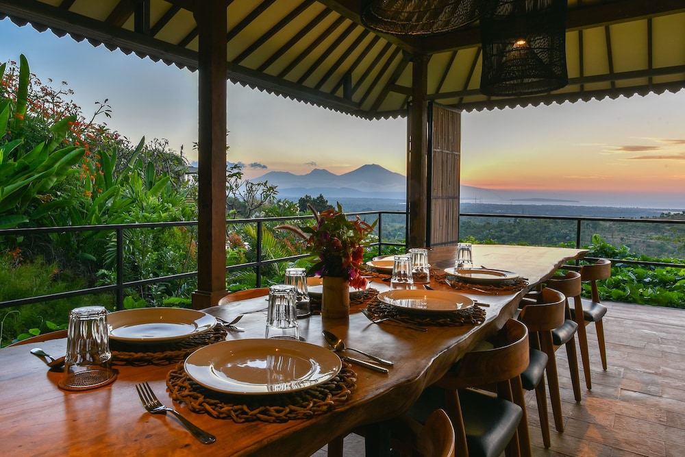 Sumberkima Hill Private Villa Retreat