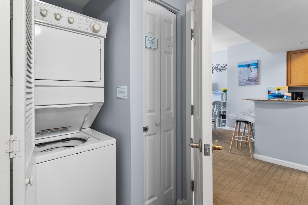 Palms Resort #1603 Jr. 2BR