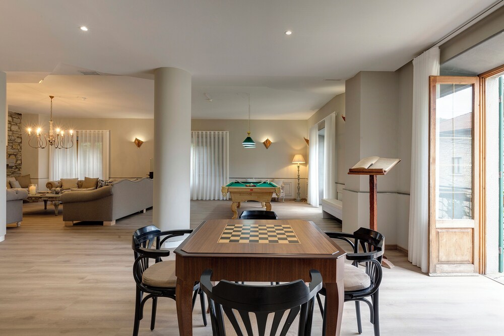 Entire Hilltop Villa With Private Pool In Palazzuolo Sul Senio