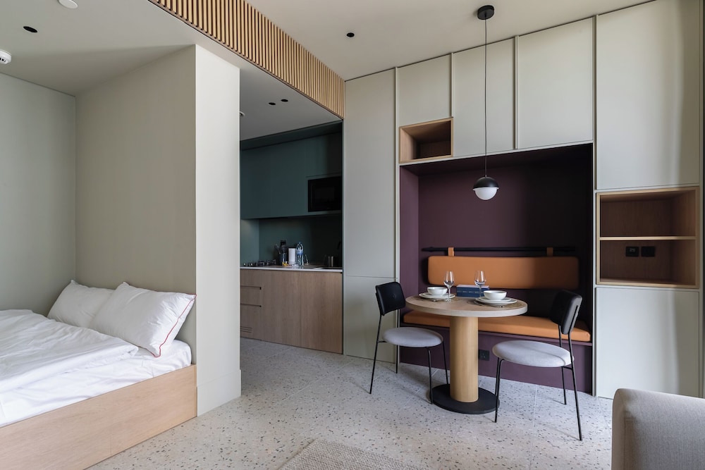 SIMPLY COMFORT Upside Living Business Bay Stunning Panoramic Burj Cityline Views