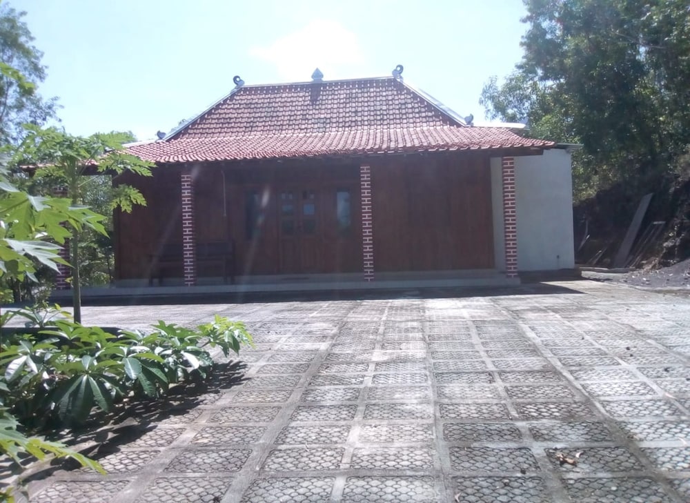 Photo 18