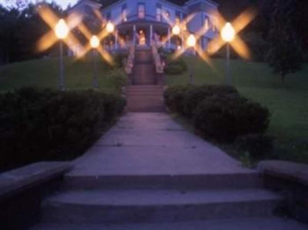 Photo 12