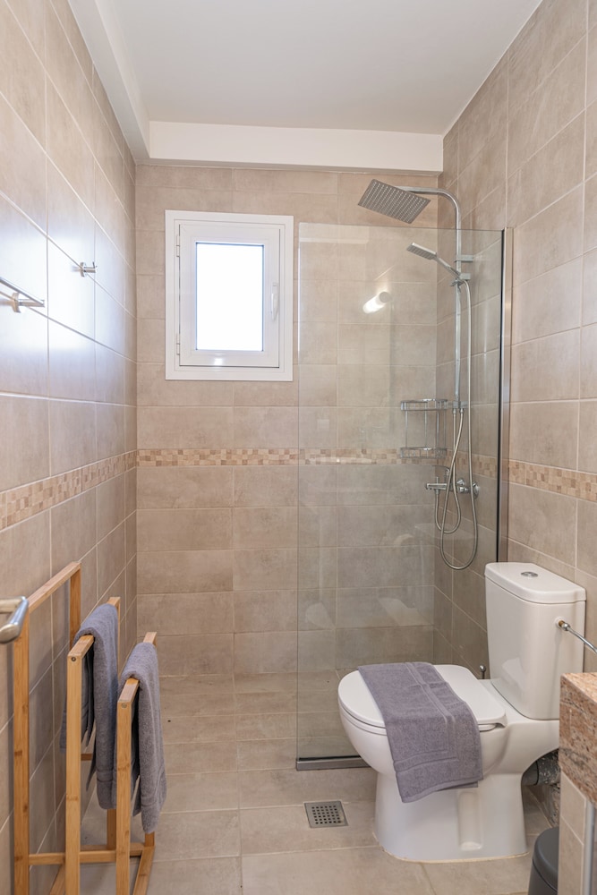 Sandoa Residence