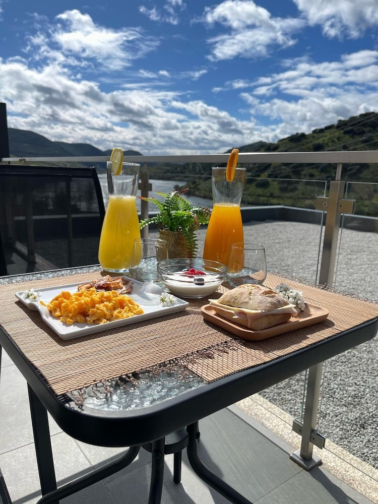 Douro Elegance Suites