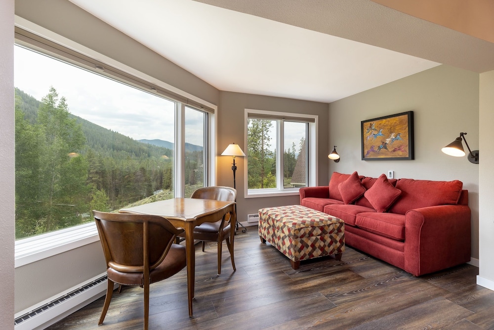 The Pines - Keystone Ski Resort CO Vacation Lodging