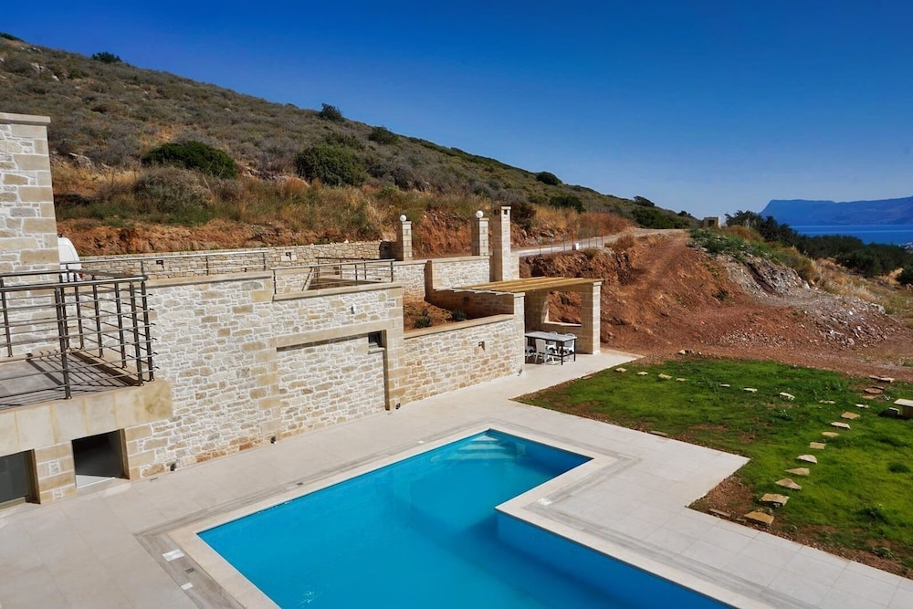 Villa Stylianos - Hostel