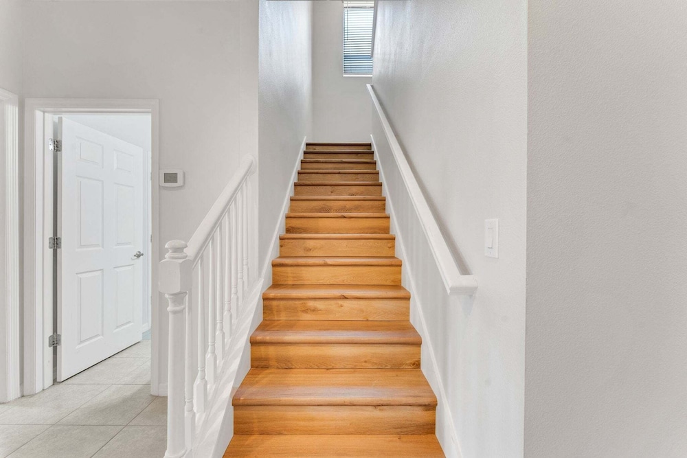 2311vd-providence 5 Bedroom Home