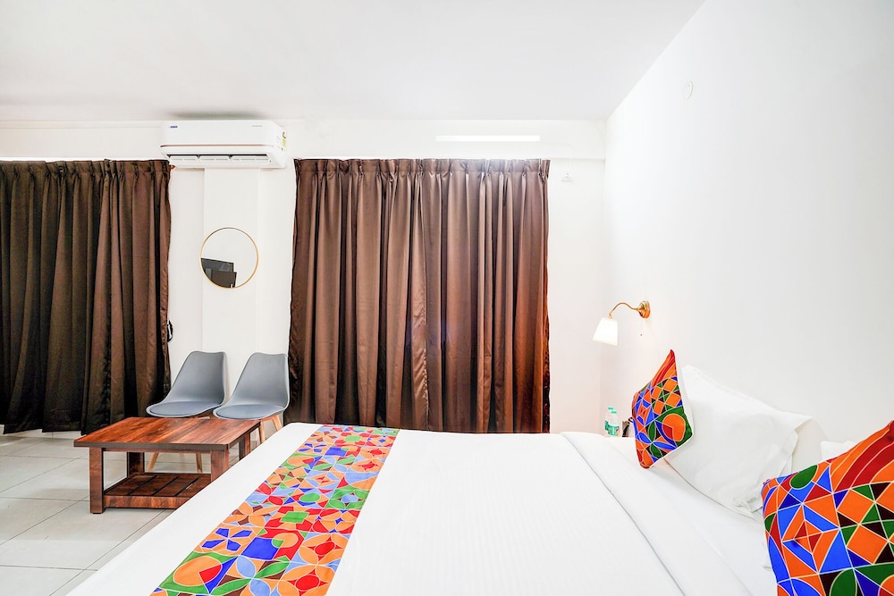 Fabhotel Srinidhi Stay Inn