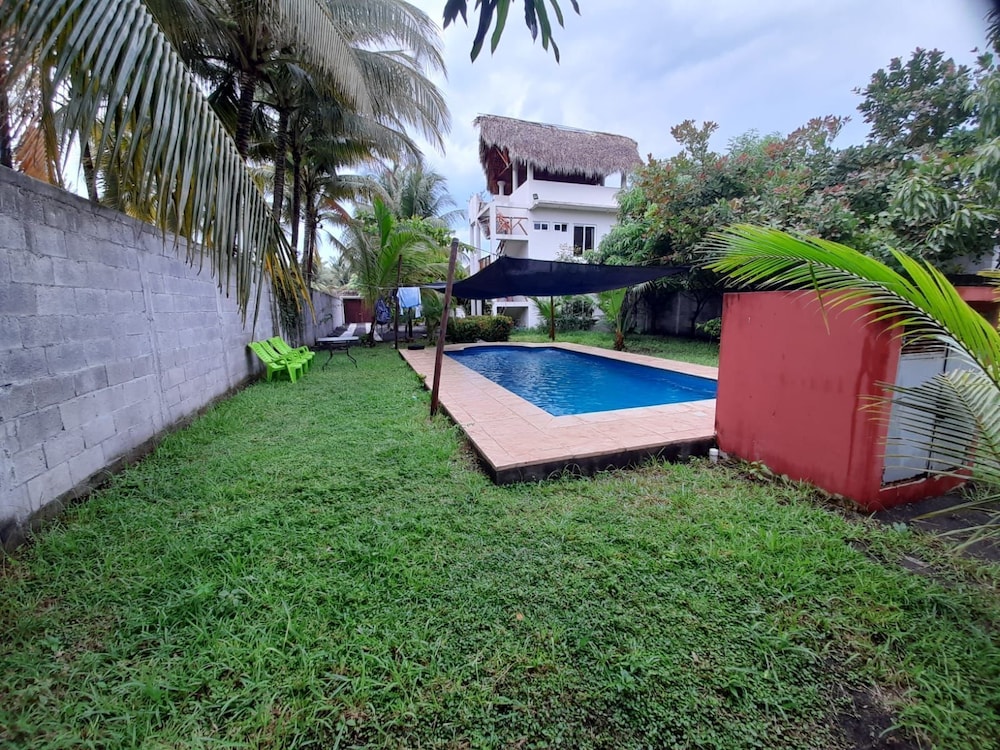 Birds House, Puerto San Jose