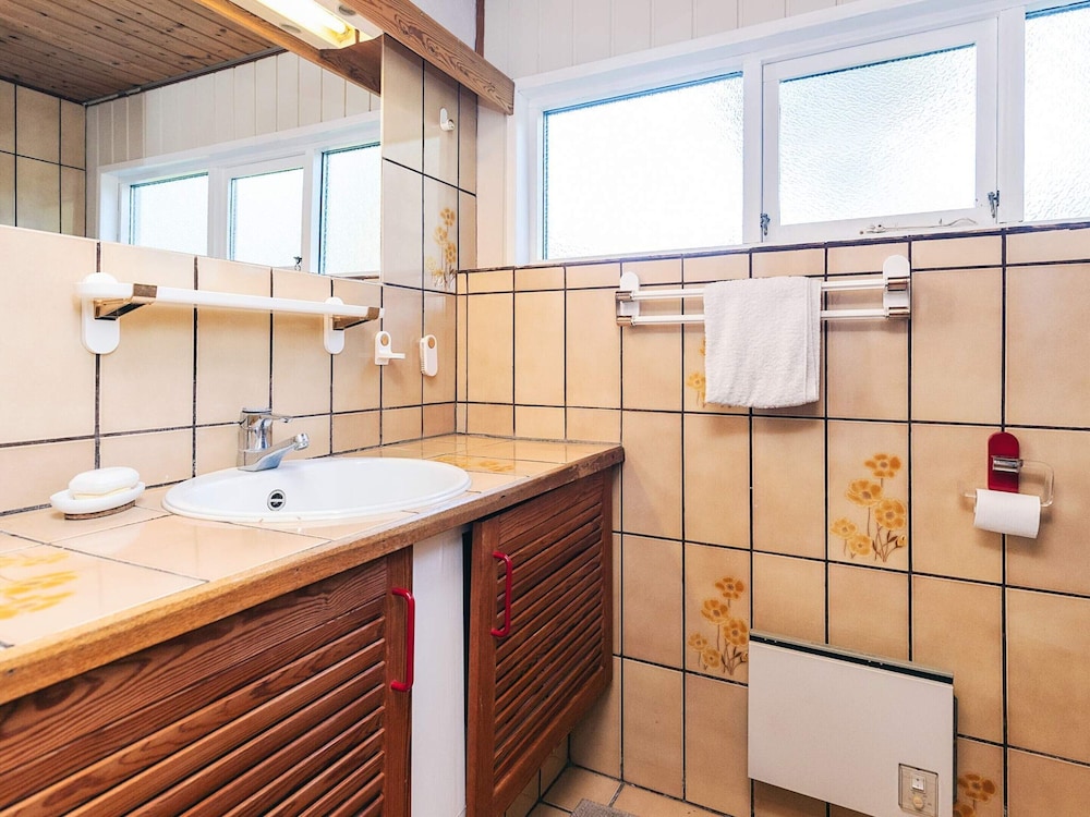 4 Star Holiday Home in Hals