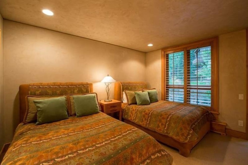 Vail Ski Resort Northwoods Condos