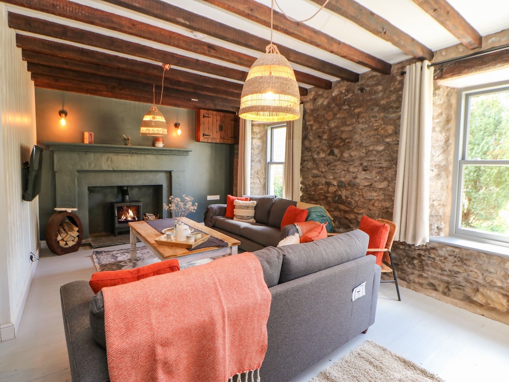 Burnt Mill Cottage