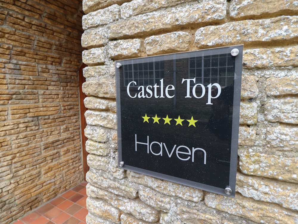 Castle Top Haven