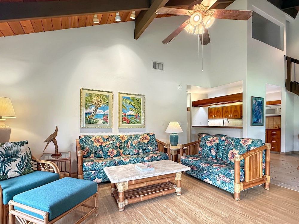Large 3BR + Loft at Kanaloa Pools, Golf Views & Prime Keauhou Location