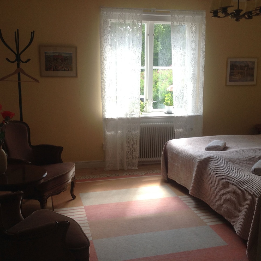 Åbro Herrgård B&B
