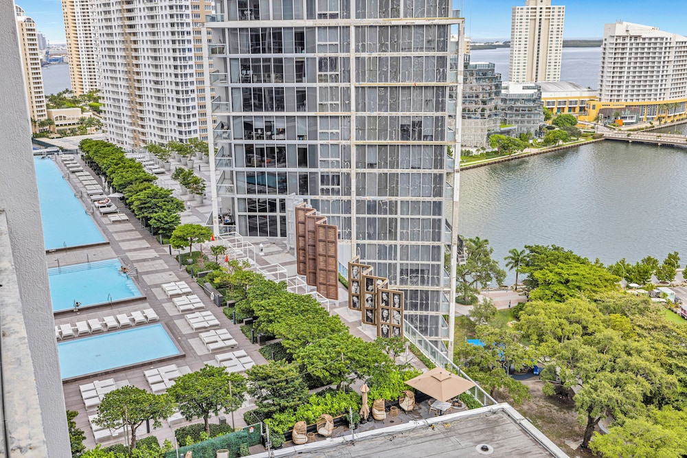 Icon Brickell